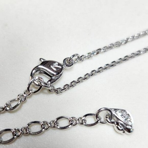 💞Swarovski Droplet Necklace Dangle Pendant With Clear Crystals Silver Tone 💞 - Picture 5 of 10